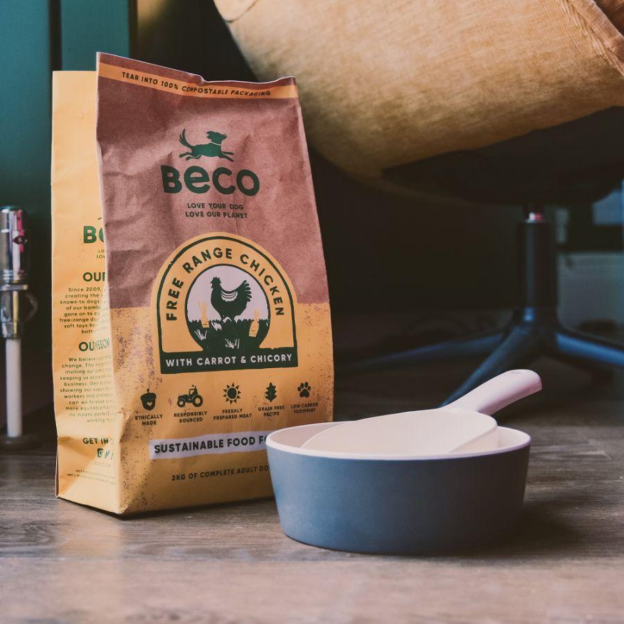 Beco Bowl  Azúl Intenso, bowl ecológico de bambú y cáscara de arroz. Libre de BPA, apto para lavavajillas, ideal para un hogar moderno y sostenible.