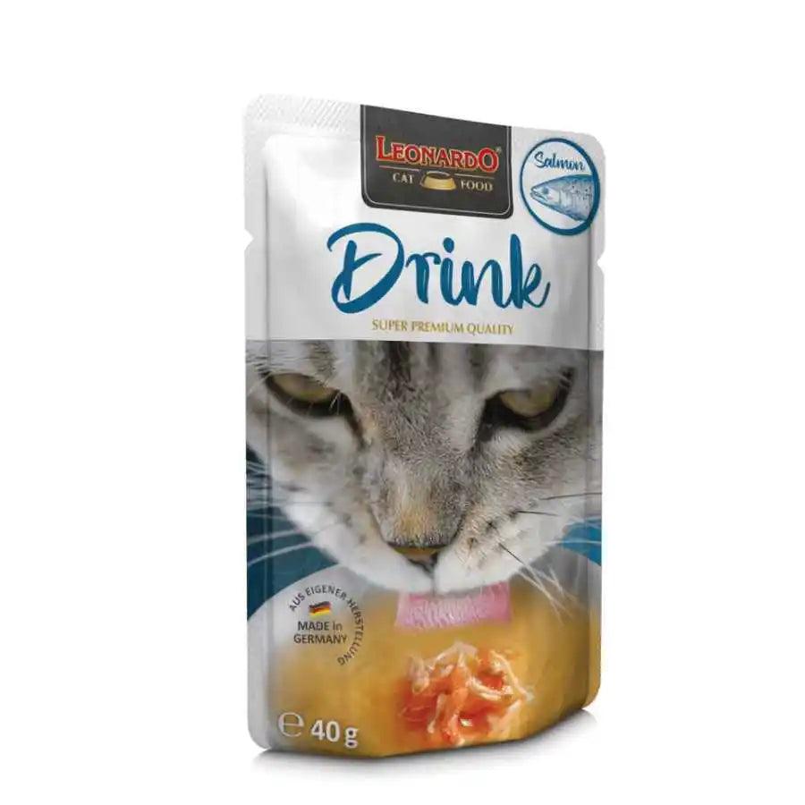 Leonardo Drink Salmón, una bebida deliciosa y saludable que promueve la hidratación y complementa la dieta seca de tu gato. ¡Sabor irresistible y nutrientes esenciales! 🐟💧 Perfecto para gatos que consumen alimentos secos.