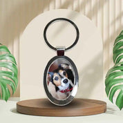 Llavero Metálico Personalizado con Foto de Mascota ❤️: Lleva a tu peludito contigo a todas partes con un llavero metálico personalizado. 🐶😺🔑 Viene en 4 formas diferentes: corazón, óvalo, círculo y rectángulo.