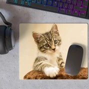 Mousepad Personalizado con Foto de Mascota ❤️: Crea un espacio de trabajo único con un mousepad que muestra la imagen de tu amigo fiel, un accesorio práctico y emocional para tu oficina o estudio. 🐶😺