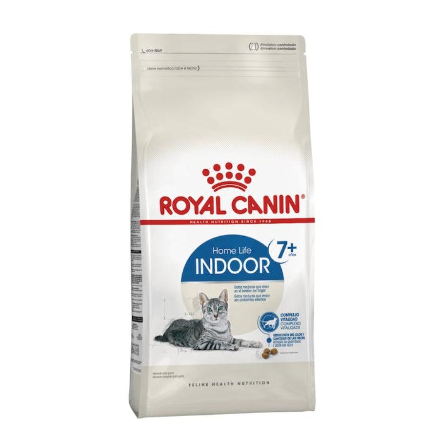 Royal Canin Indoor 7+: Alimento seco para gatos mayores de 7 años que viven en interiores. Enriquecido para un envejecimiento saludable, reduce olores y cantidad de heces, y mantiene la salud renal y urinaria. 🐱🍲