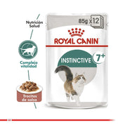 Royal Canin Adult Instinctive 7+ Pouch: Alimento húmedo diseñado para gatos mayores de 7 años. Favorece la vitalidad y la salud renal, con trozos tiernos y perfil nutricional óptimo. 🐱🍲🐾