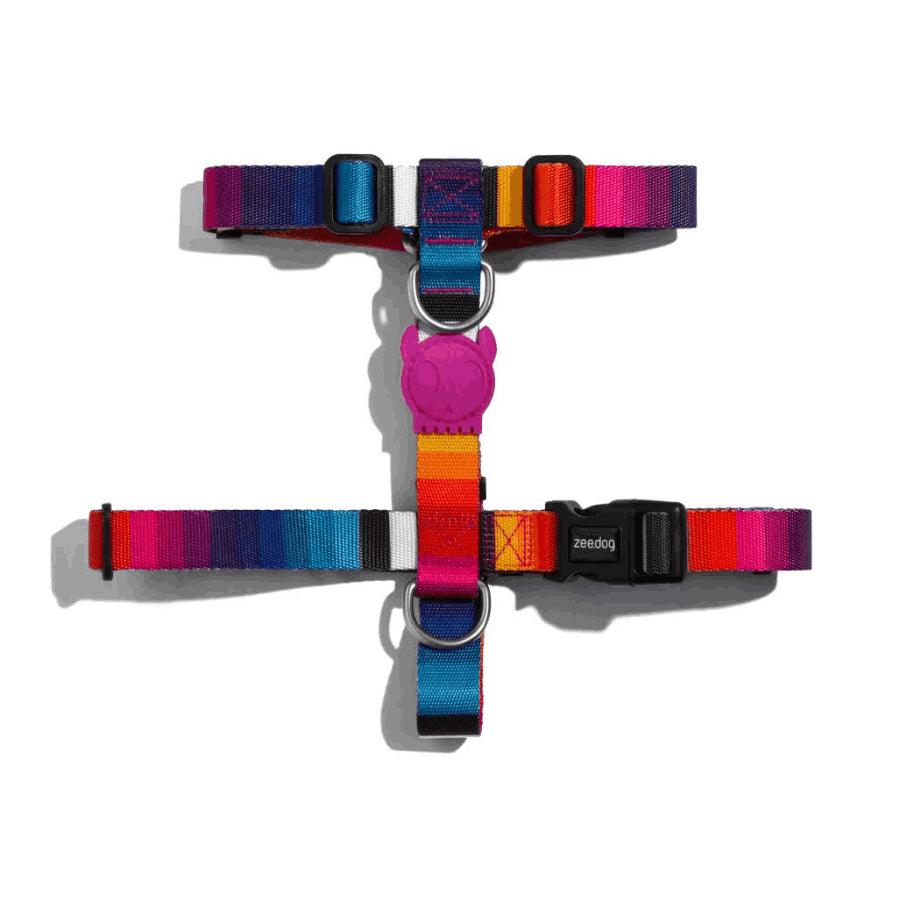 Zee Dog Prisma H-Harness: Arnés en forma de H para perros, ligero y ajustable. 🐕 Fabricado en poliéster suave, con sistema de bloqueo seguro y diseño vibrante.